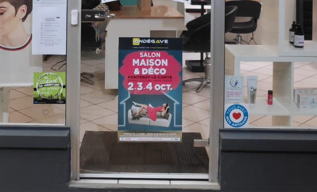 Affichage vitrine salon Angers - Andégave Communication